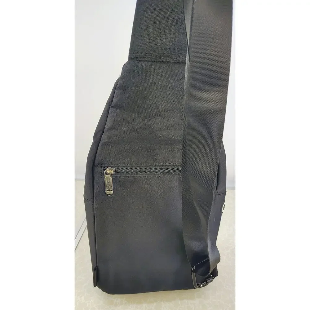 Waterfly crossbody sling